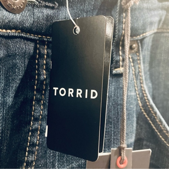 TORRID Sz 18R High  Rise Slim Boot Cut Mid-Wash Comfort Blue Jeans - Picture 7 of 16